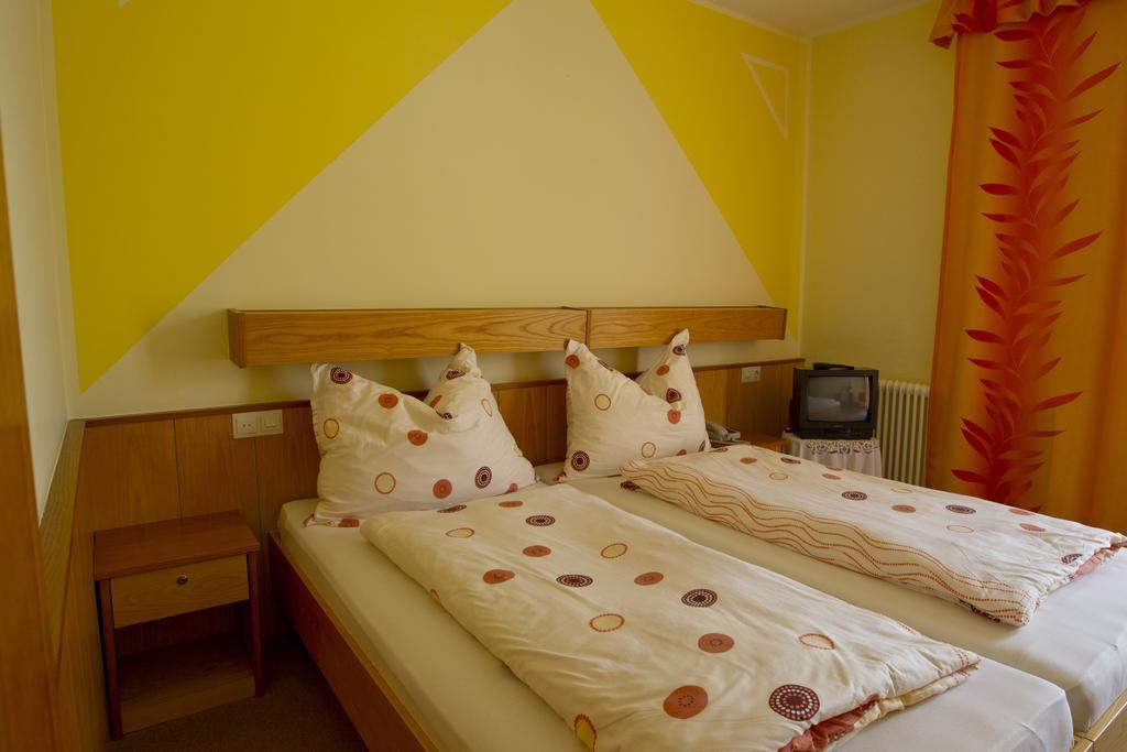 Kirchenwirt Inn Kreuzen  Номер фото